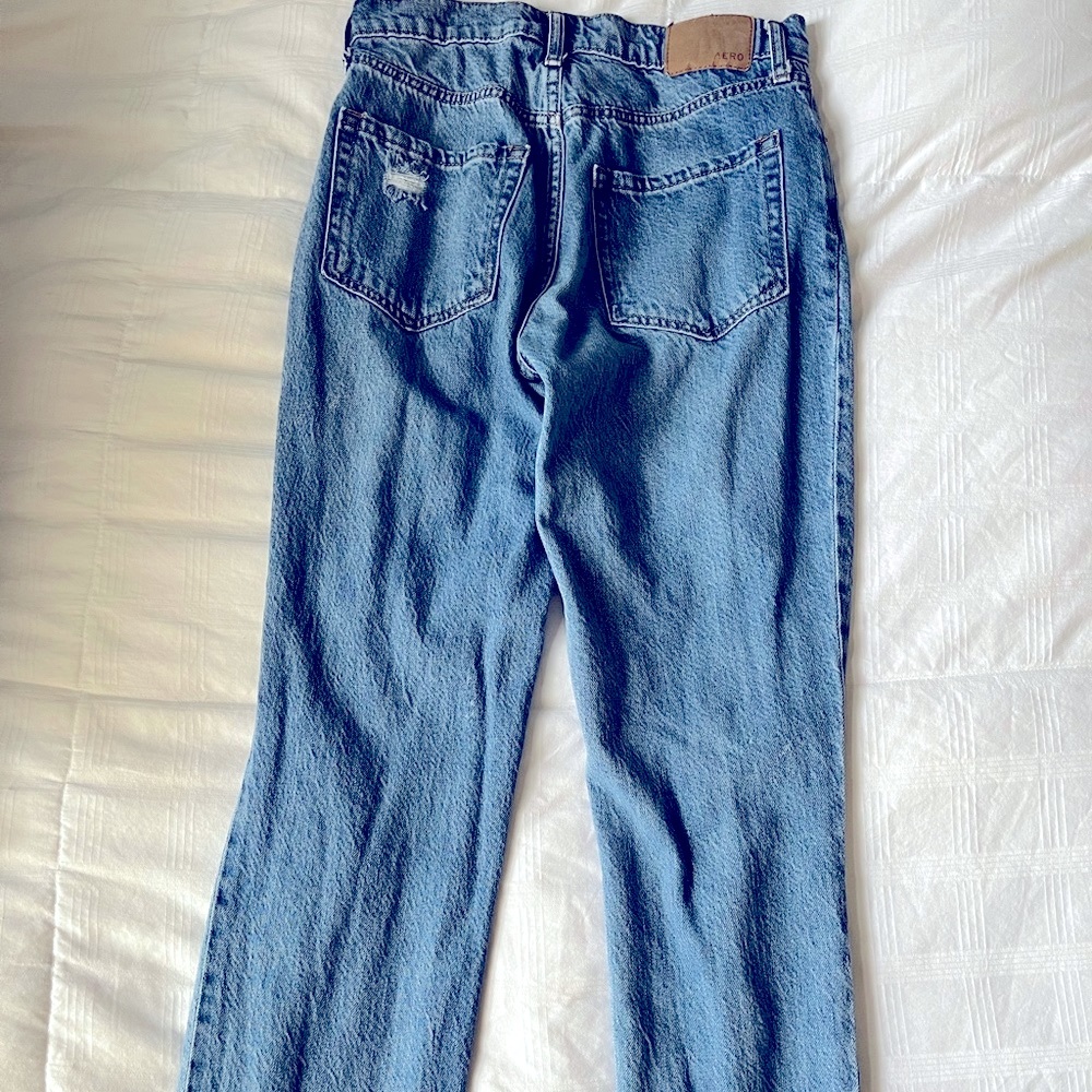 Aeropostale Ripped Mom Jeans - Picture 4 of 5
